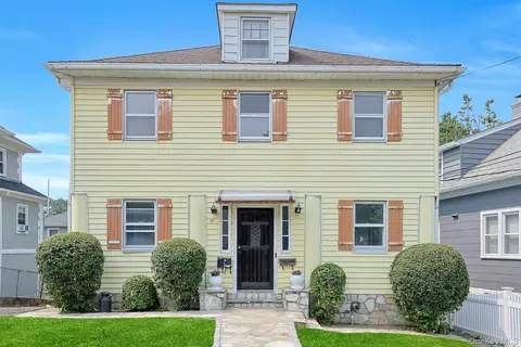 47 Morgan St, Eastchester, NY 10709