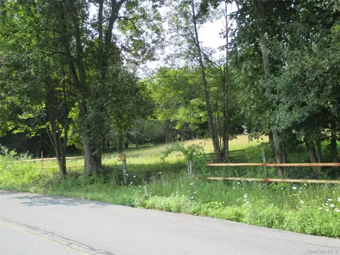 Brady Road, Warwick Town, NY 10990