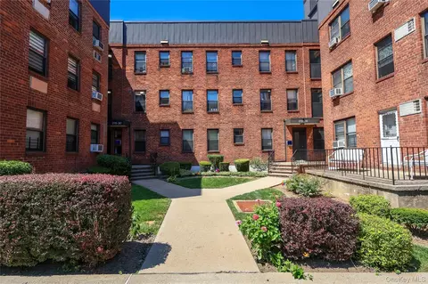 215-28 47th Ave #1B, Bayside, NY 11361
