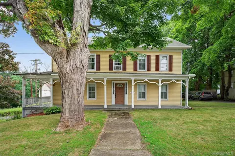 2767 Route 6, Wawayanda, NY 10973