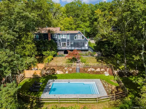 35 Garrison Woods Rd, Philipstown, NY 10524