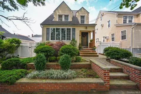 146-11 20 Rd, New York, NY 11357