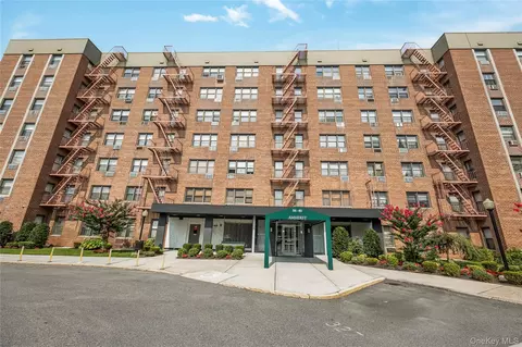 84-40 153 Ave #1A, New York, NY