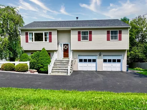 14 Willard Pl, Monroe, NY 10950