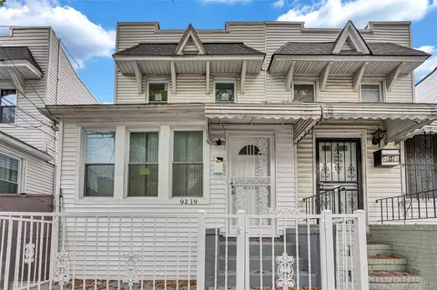 9219 168th Pl, Jamaica, NY 11433