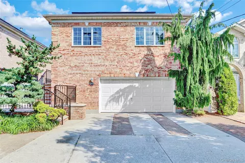 150-27 3rd Ave, New York, NY 11357