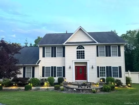 21 Melissa Ln, Washingtonville, NY 10992