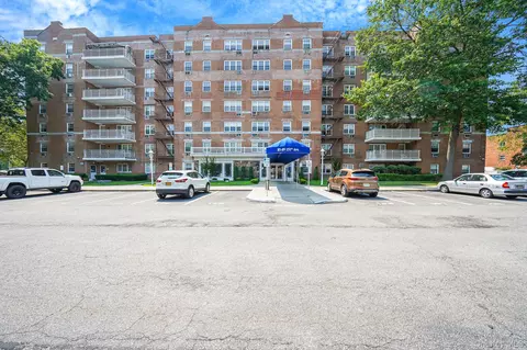 8509 151st Ave #5H, New York, NY 11414