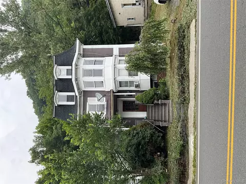 79 W Main St, Port Jervis, NY 12771