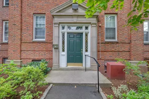 1352 Midland # 3Q, Yonkers, NY 10708