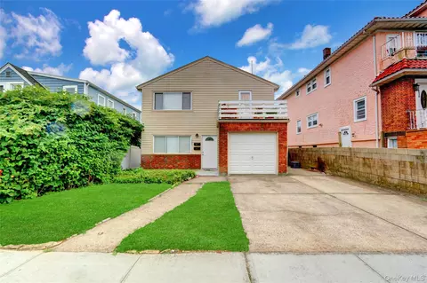 220 E Chester St, Long Beach, NY 11561