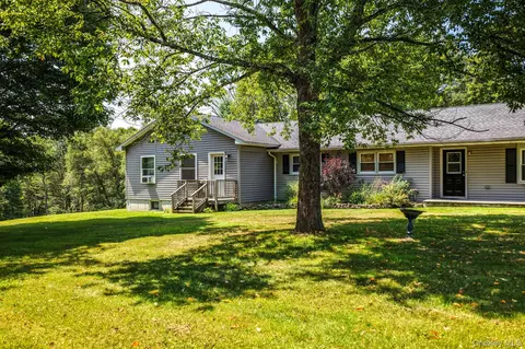 465 Cypert Rd, Woodbourne, NY 12788