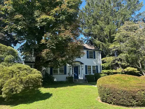 484 King St, Port Chester, NY 10573
