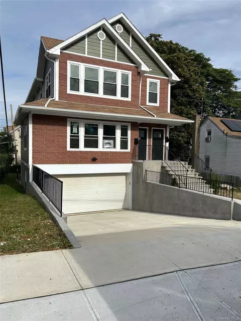 137 S 14th Ave, Mount Vernon, NY 10550