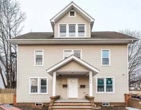 136 Fairview Blvd, Hempstead, NY 11550