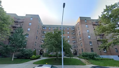 140-14 28 Rd #3F, Flushing, NY 11354
