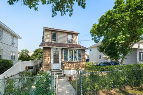 854 Logan Ave, New York, NY 10465