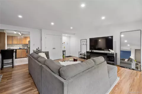 16705 12th Ave #5B, New York, NY 11357