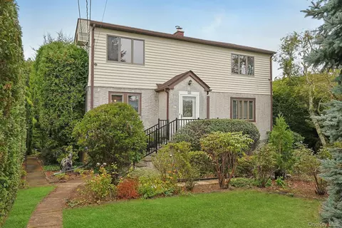 70 Highland Rd, Mount Pleasant, NY 10594