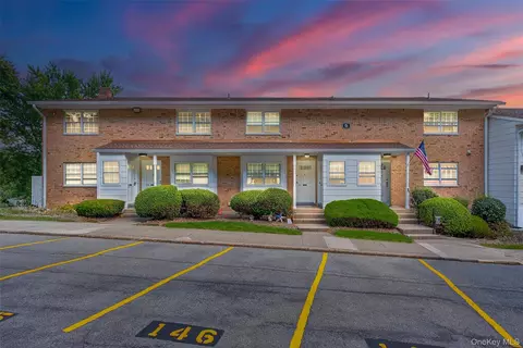 1840 Crompond Rd #5C8, Peekskill, NY 10566