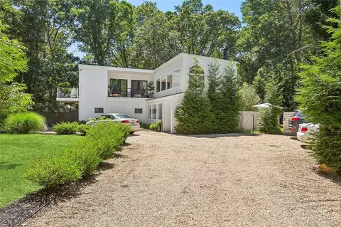 997 Springs Fireplace Rd, East Hampton, NY 11937