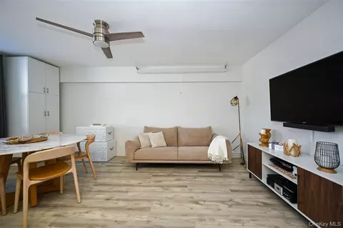 108-05 Astoria Blvd #1B, New York, NY 11369