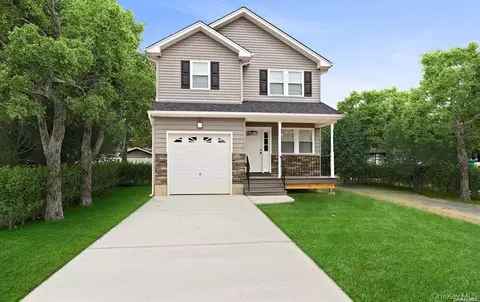 2891 Grant Ave, Yorktown, NY 10547