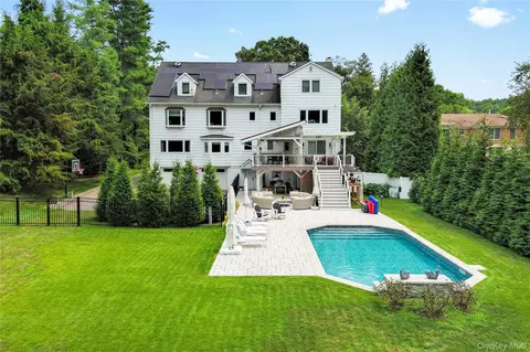 334 West St, Harrison, NY 10528