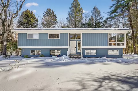 170 Germonds Rd, Clarkstown, NY 10994