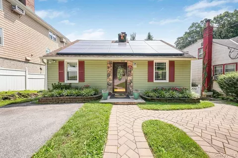66 Lakeview Ave, Yonkers, NY 10710