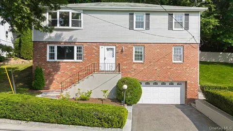 23 Bonaventure Ave, Greenburgh, NY 10502