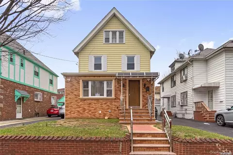85-56 151st St, Jamaica, NY 11432