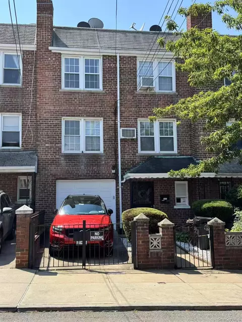 13234 58th Ave, Flushing, NY 11355