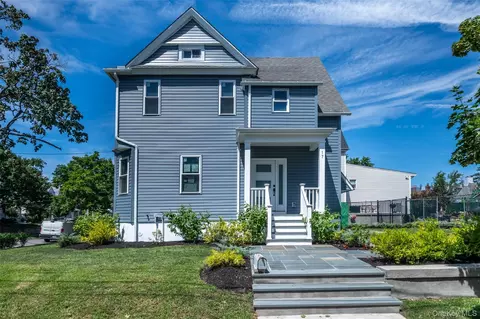 17 Field Ave, New Rochelle, NY 10805