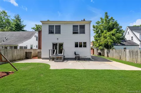 1679 Wales Pl, Baldwin, NY 11510