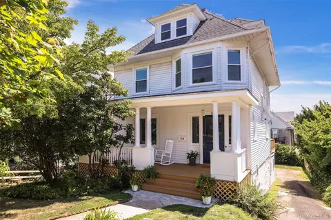 28 Summer St, Port Chester, NY 10573