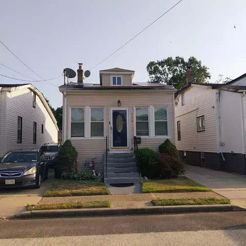 230 E New York Ave, Valley Stream, NY 11580