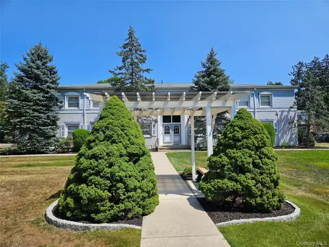 3 Normandy Vlg #6, Clarkstown, NY 10954