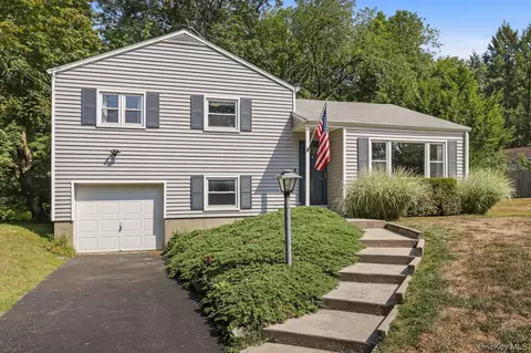 2434 Mill Pond Rd, Yorktown, NY 10598