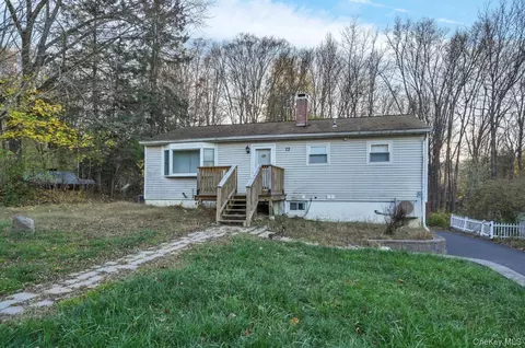 73 Duelk Ave, Monroe, NY 10950