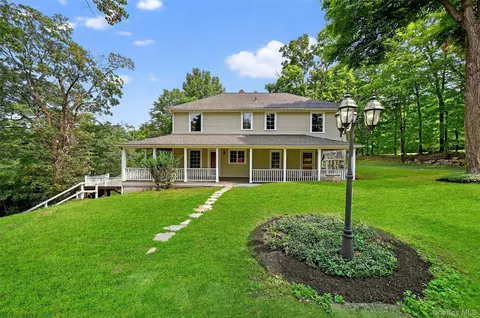 25 Derussey Ln, Cornwall, NY 12518