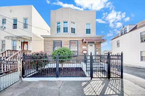 1573 Hollywood Ave, New York, NY 10461
