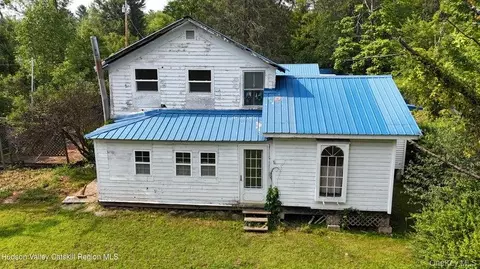 3076 State Route 28, Olive, NY 12481