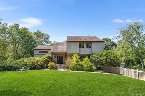 119 Watch Hill Rd, Cortlandt, NY 10567