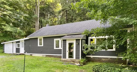 74 Hapeman Hl, Red Hook, NY 12571