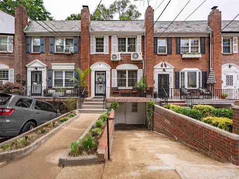 3841 Bailey Ave, New York, NY 10463