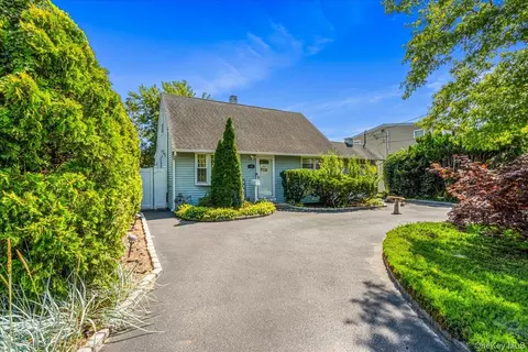 361 Evans Ave, Oceanside, NY 11572