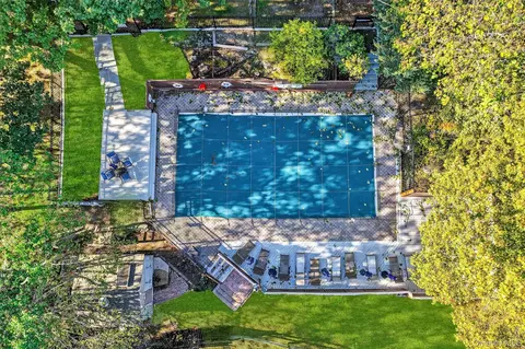 1 Top Of The Rdg #B1, Mamaroneck, NY 10543