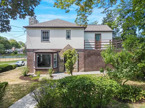 549 Park Ave, Yonkers, NY 10703