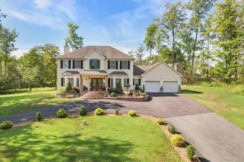 802 Rose Valley Rd, Forestburgh, NY 12777